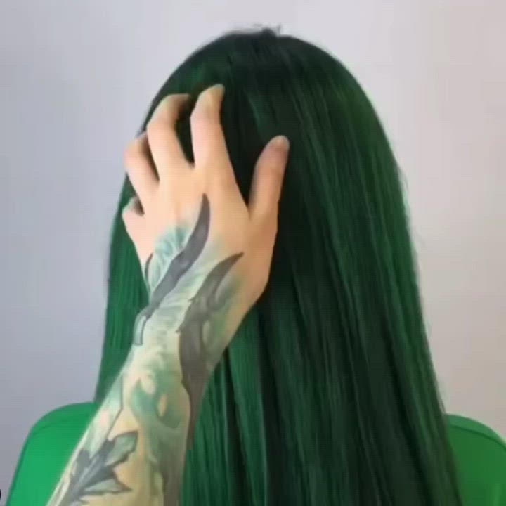 Mattie Emerald Green - Vegan Semi-Permanent Direct Dye Hair Color Cream 210 ml